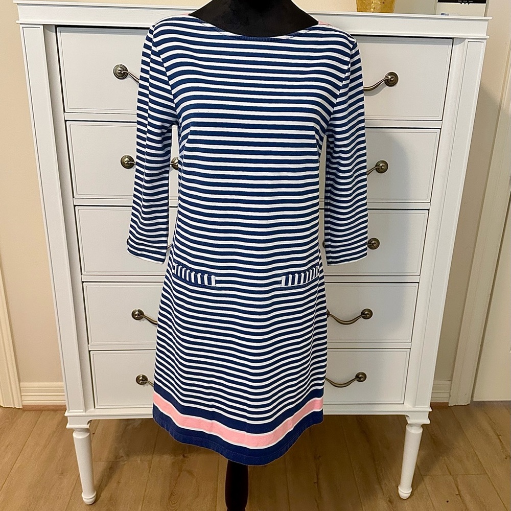 Gorgeous Lilly Pulitzer White Striped Dress with Pink Accent
